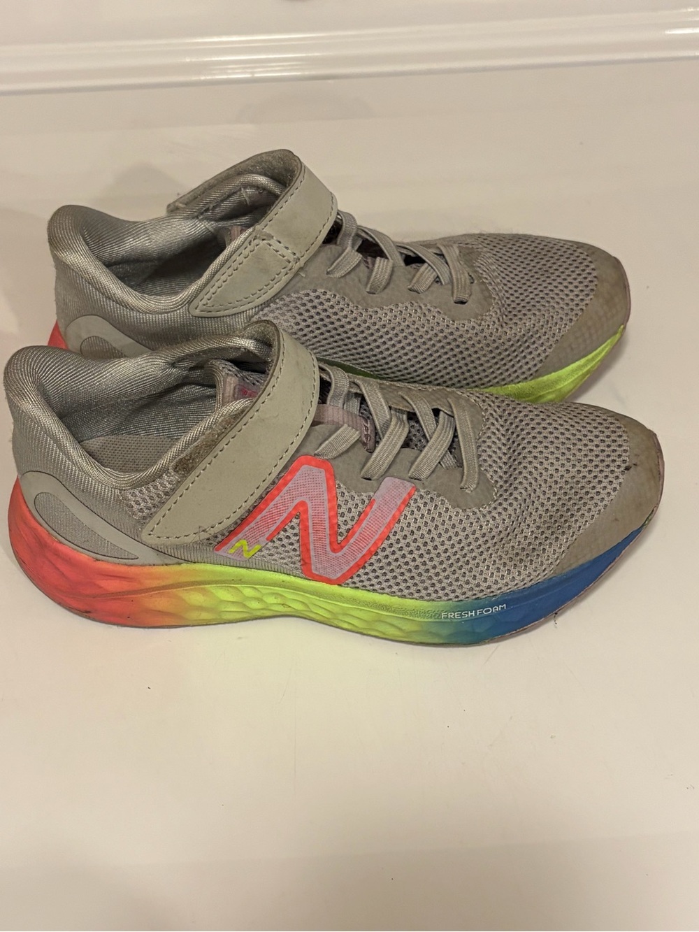 New Balance Kids Gray Mesh Sneakers with Rainbow Midsole